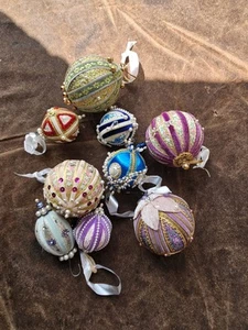 9 Vintage Lot Beaded Sequin Christmas Ornaments Push Pin Handmade Ball Velvet - Picture 1 of 7