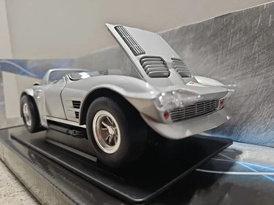 Greenlight Fast & Furious Lmtd Edition Dom's Chevrolet Corvette Grand Sport 1:18 - Image 1 of 4