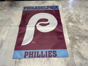 MLB Philadelphia Phillies Garden Flag Double Sided Phillies Throwback Yard Flag. - Picture 1 of 2