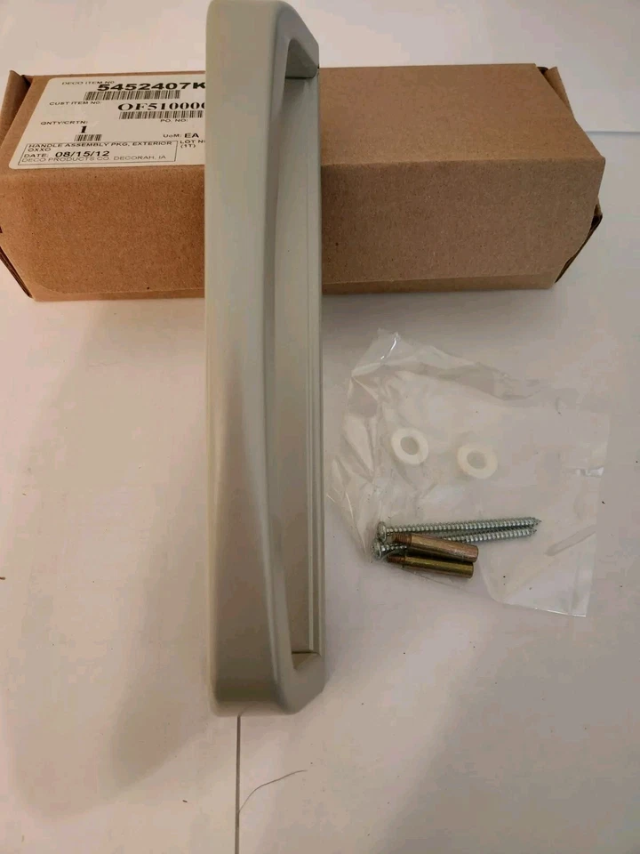 Pella Exterior Sliding Door Handle Non Handed 90's Vintage Champagne Finish - Image 1 of 1