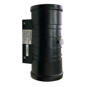LED Outdoor Wall Light Up & Down PIR Bulkhead Black 10 Watt IP44 6500K Daylight - Picture 1 of 4
