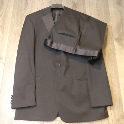 Hugo Boss Visconti Nero 3 Piece Tuxedo Black 40S 36x31 - Image 1 of 4