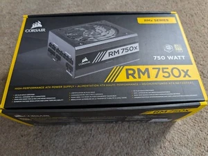 Corsair 750x Power Supply. Excellent condition + boxed with all original cables - Photo 1/9