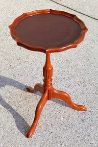 Elegant Bombay Company Mahogany Pie Crust Accent Table With Leather Top - Picture 1 of 7
