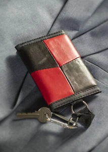 Men's Leather Ripper Wallet with Carabiner Climbing Security Clip & Coin Section - Picture 1 of 11