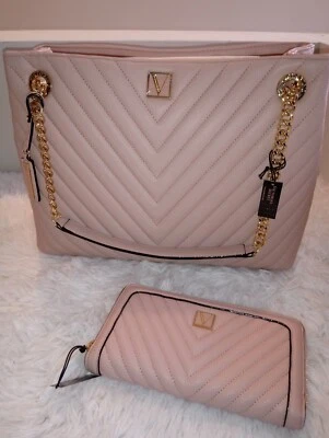 NWT VICTORIA SECRET Chain Shoulder Tote Bag/Wallet Set Quilted Blush Color - Image 1 of 4