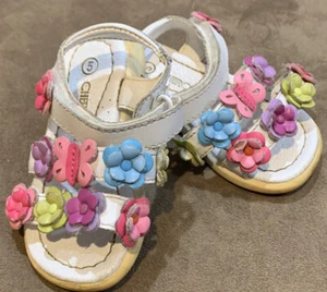 TODDLER SANDALS SZ 5 LEATHER WHITE W/ 3D COLORFUL FLOWERS SUPER CUTE!! - Picture 1 of 6
