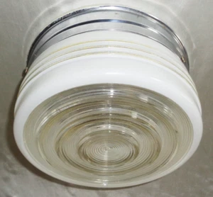 Lámpara de techo de cocina de montaje empotrado BULLSEYE, vintage años 50 cromada 8 1/2 pulgadas - Imagen 1 de 5