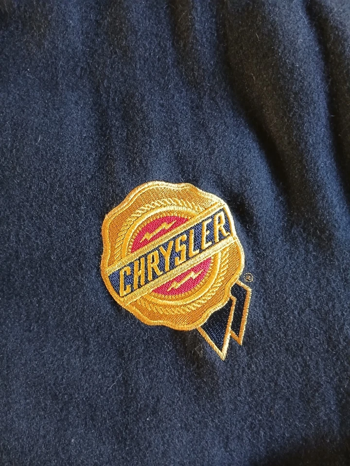 Мужская винтажная кожаная куртка Chrysler 2XL 2000-е на молнии - Изображение 1 из 4