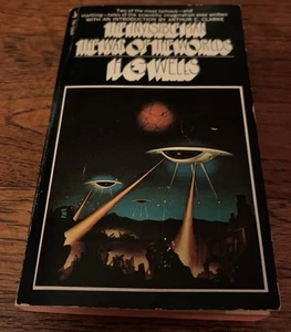 THE INVISIBLE MAN / WAR OF THE WORLDS Book H.G. WELLS 1975 SCI FI 12th Print PB - Picture 1 of 6