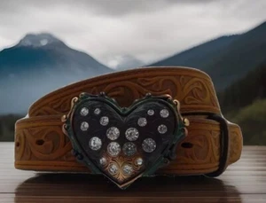 Justin Leather Belt Heart Buckle Made In USA NWT List $36 Size 24 - Picture 1 of 5