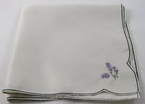 16 1/2 pulgadas de servilleta bordada cuadrada de lavanda blanca - Imagen 1 de 3