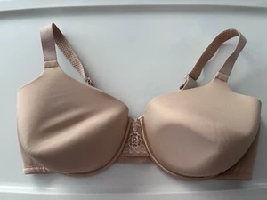 Reggiseno con ferretto Vanity Fair figura completa Beauty Back levigante 76380 nudo 42DD - Foto 1 di 5