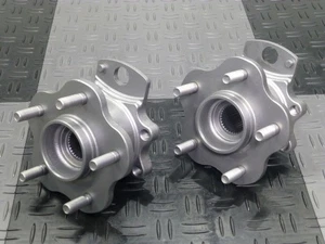 Nissan Silvia S13/S14/S15, 180SX, 240SX Rear hub bearing 5 holes Geniuine - Foto 1 di 10