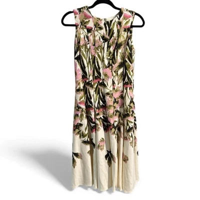 Gabby Skye Marfil con Detalle Floral Rosa - Talla 4 Foto 1 de 4