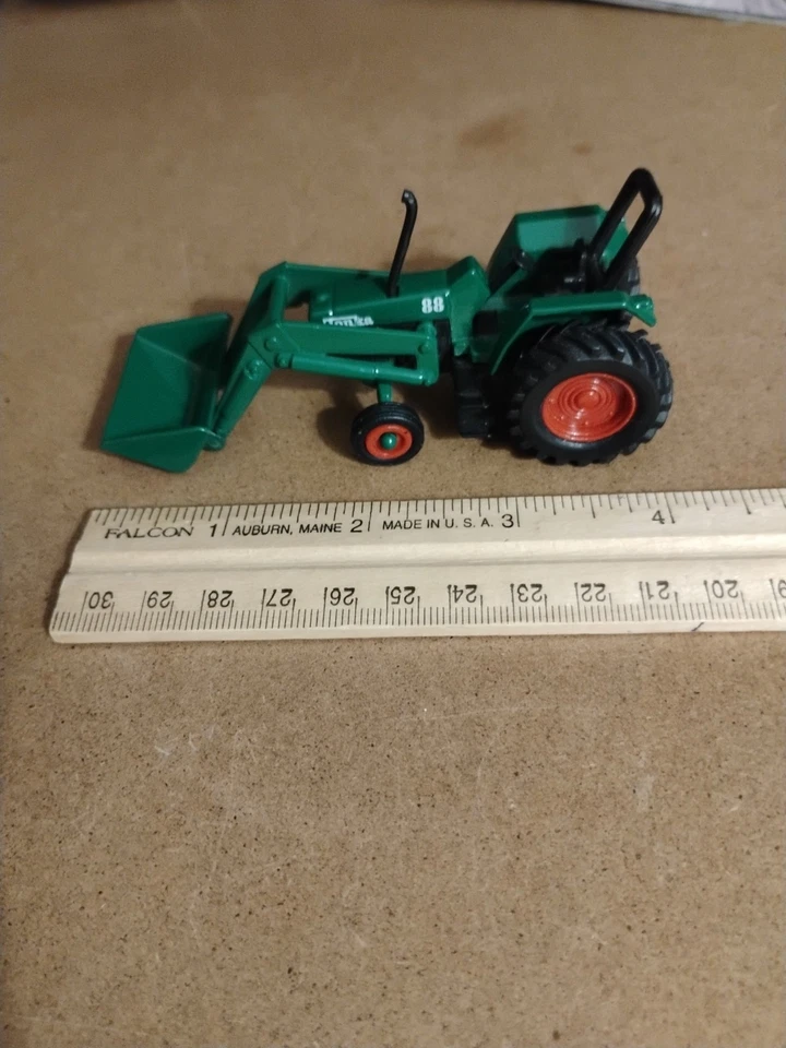 Vintage 2000 Maisto Tonka Farm Equipment Orange Green  W/Front Loader - Image 1 of 4