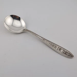 International Wedgwood Sterling Silver Bouillon Spoon - 5 1/2" - No Monogram - Picture 1 of 3