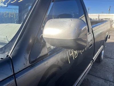 Driver Side View Mirror Manual 3 Bolt Fits 88-02 CHEVROLET 3500 PICKUP 1111270 - Image 1 of 4