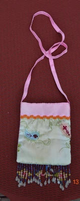 VTG Artisan Beaded Embroidered Shoulder Cross-Body Purse Young Girls - Image 1 of 4