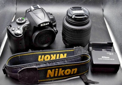 Nikon D5000 DSLR Camera 18-55mm VR Kit Boxed Low Shutter Count 11353 - image 1 of 4
