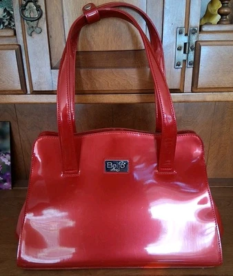 Cartera de mano Beijo Lux Candy Apple roja charol (inmitación) cuero 15" Foto 1 de 4