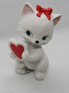 Vintage Lefton White Kitten Valentine Heart 3" Bisque Cat Figurine - Picture 1 of 13