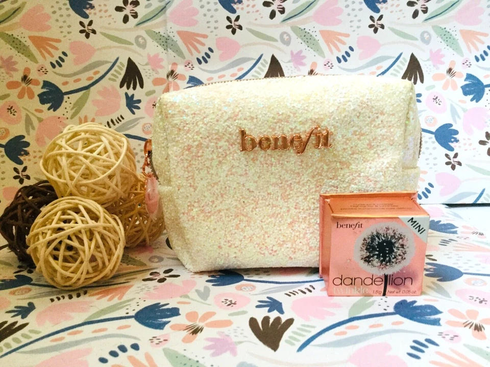 Benefit DANDELION TWINKLE Highlighter Powder 1.5g & Benefit Makeup Clutch Bag - Image 1 of 1
