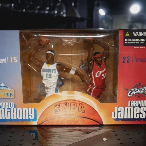 LeBron James & Carmelo Anthony NBA Figures Special Edition Deluxe Boxed Set CIB Cover
