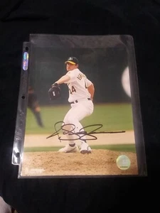 JASON ISRINGHAUSEN OAKLAND ATHLETICS  SIGNED 8X10 PHOTO W/ COA AUTO - Picture 1 of 15