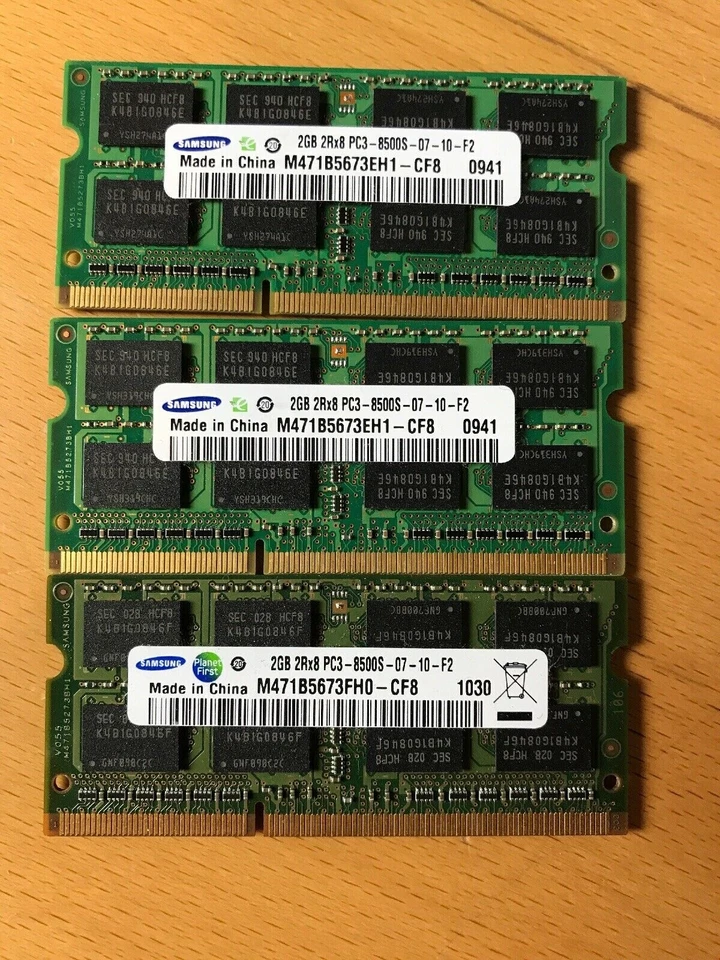 3 Samsung 6GB 2GBx3 DIMM 1066 MHz SDRAM Memory (M471B5673EH1CF8) - Image 1 of 1