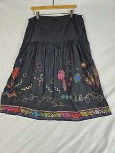 Chicos Black Midi Skirt Boho Artistic Embroidered Festival Size 2 (Large) - Picture 1 of 5
