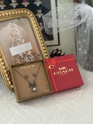 Juego de collar y pendientes de perlas Coach Bow cy111 Foto 1 de 4