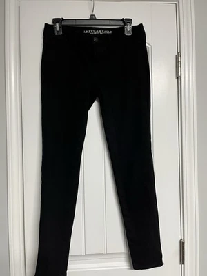 AMERICAN EAGLE Jegging Super Stretch Pants Women SZ 8 SHORT  Black EUC POCKETS - Image 1 of 4