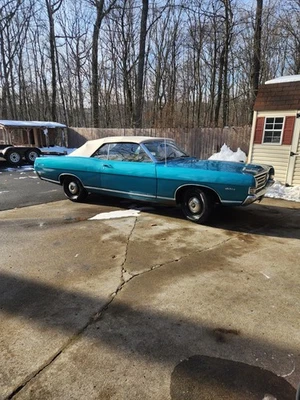 Ford Fairlane 1969  Foto 1 de 4