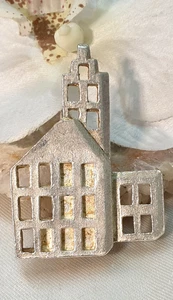 Massiv gearbeitete 800 Silber Brosche Gebäude Rathaus Grachtenhaus  70er Jahre - Bild 1 von 6