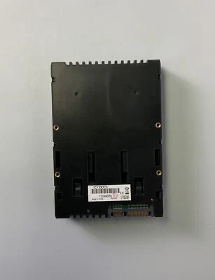 Icy Dock MB882 SERIES 2.5" to 3.5" SSD and SATA HARD DRIVE CONVERTER - Image 1 of 2