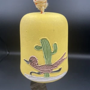 Folk Art Pottery Stoneware Wind Chime Bell Roadrunner - USA - Tin Tail - Picture 1 of 8