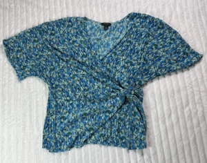 Halogen Pleated Side Tie Wrap Top Womens XL Blue Floral Lightweight - Picture 1 of 8