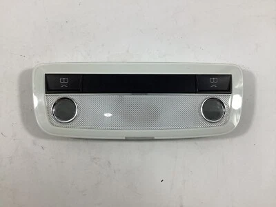 Luz domo superior trasera negra Mercedes-Benz CLA250 C63 2008-2021 2048204901 OEM Foto 1 de 4