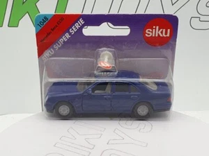 Mercedes E 320 Siku 1/60 - Foto 1 di 1
