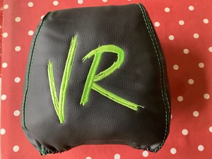 Personalisierte Auto-Kopfstützenbezüge "VR" - Bild 1 von 2