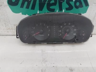 Cuadro de instrumentos velocímetro Hyundai Elantra 2004  Foto 1 de 4