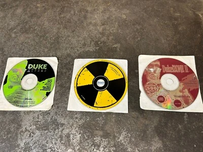 Duke Nukem 3D Duke Xtreme Duke!Zone 2 Lote 3 discos de juego Foto 1 de 4