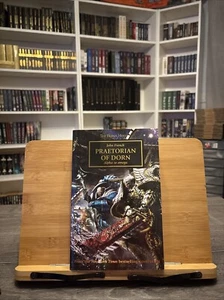Praetorian of Dorn | Libro de bolsillo de gran formato | Herejía de Horus | Warhammer 40k - Imagen 1 de 4