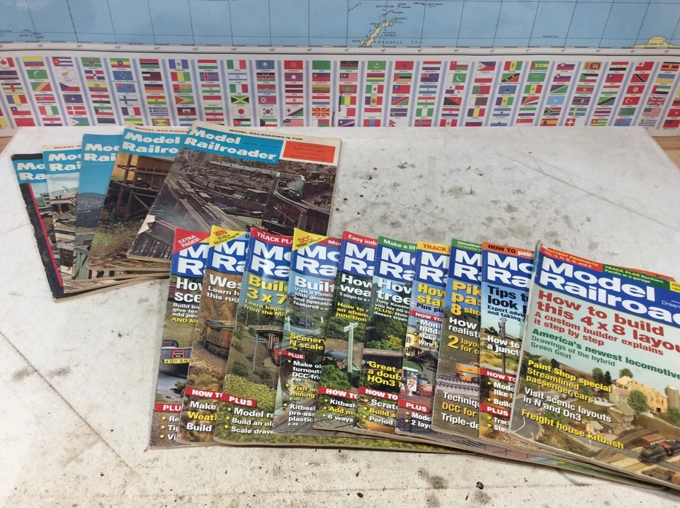 16  Model Railroader  Magazin lot - Image 1 of 4