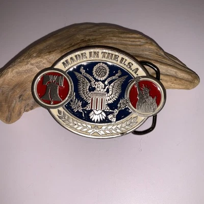 Hebilla de cinturón de metal vintage hecha en EE. UU. Campana de la Libertad Estatua del Águila de la Libertad Foto 1 de 4