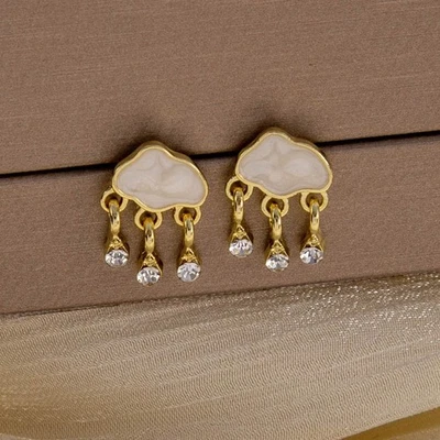 Pendientes para mujer con circón sintético en forma de nube Foto 1 de 4