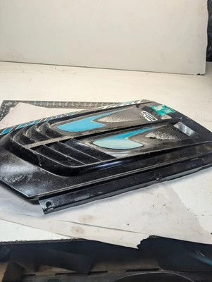 Cubierta de panel lateral negra audaz Polaris Indy Trail Touring 488 96 1996 para moto de nieve Foto 1 de 4