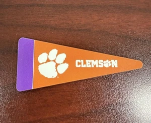 Clemson Tigers MAGNET Mini Pennant ACC Refrigerator 1 1/4” x 2 3/4 - Foto 1 di 2