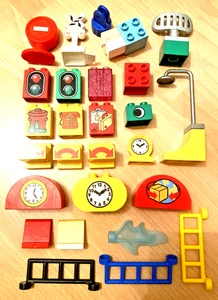 LEGO Duplo bedruckte Steine Uhr Zaun Ampel Schrank Dusche Radar Feuer Telefon - Bild 1 von 7